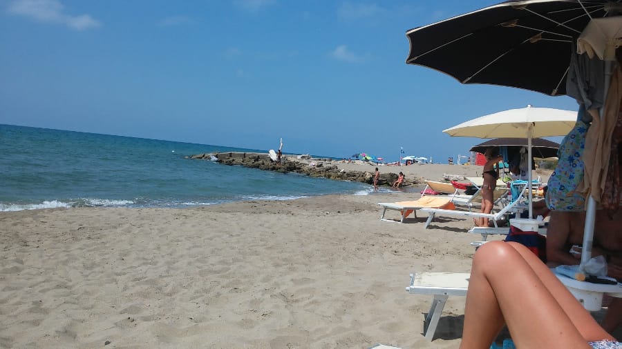 turisti in spiaggia